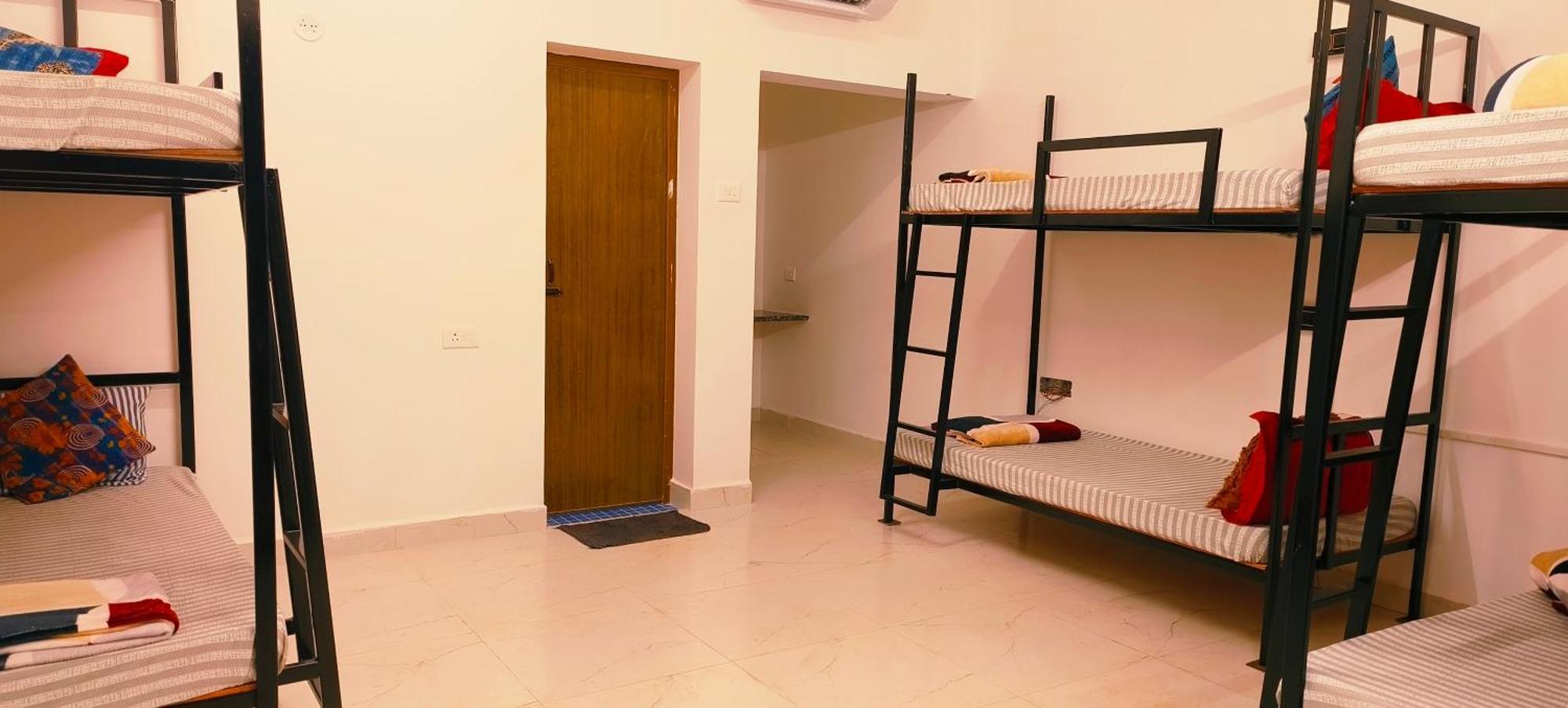 Hostel Mitra *